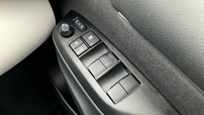 Toyota Yaris 1.5 Hybrid Excel 5dr CVT Hybrid Hatchback